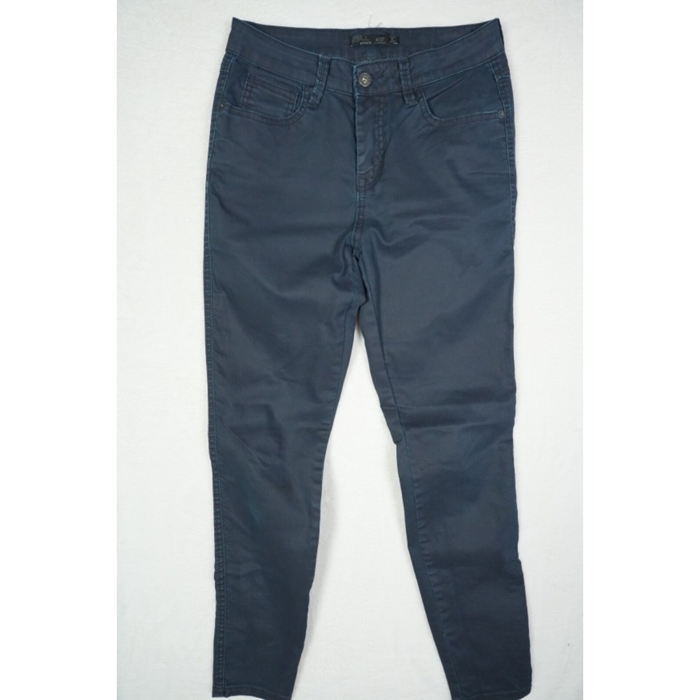 Women's Blue Jeans